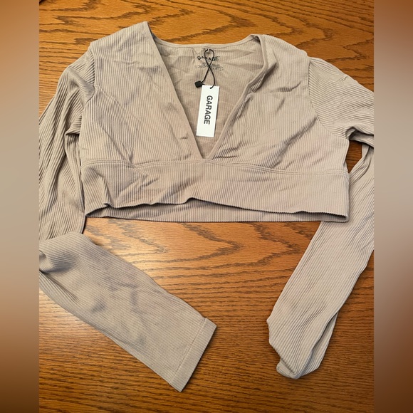 3 Pack Large Neutral Sexy Long Sleeve Cropped Shirts - Picture 6 of 9